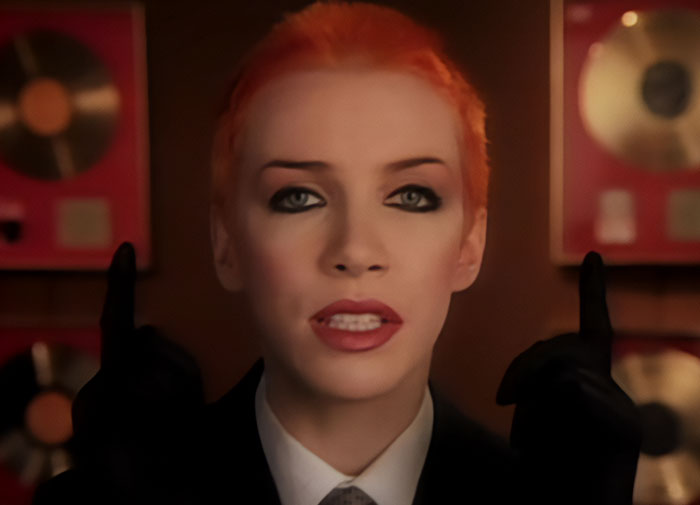 “I Guess It Rains Down In Africa”: 30 People Share Their Most Hilariously Misheard Lyrics