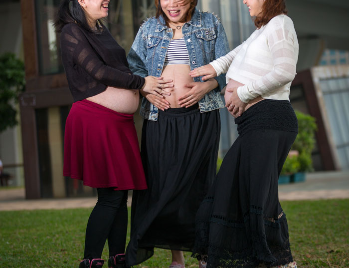 42 Y.O. Woman Is Disappointed That Her 22 Y.O. Daughter Doesn&rsquo;t Want Children So She Gives Birth To 2 Babies To Make Up For It