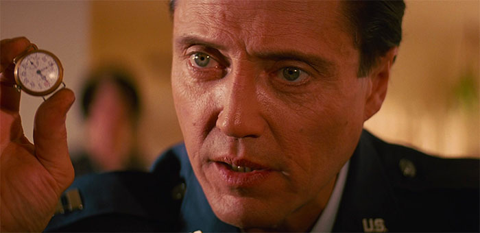 Christopher Walken holding clock in movie Pulp Fiction