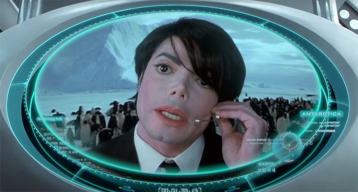 Michael Jackson talking in movie Men in Black 2