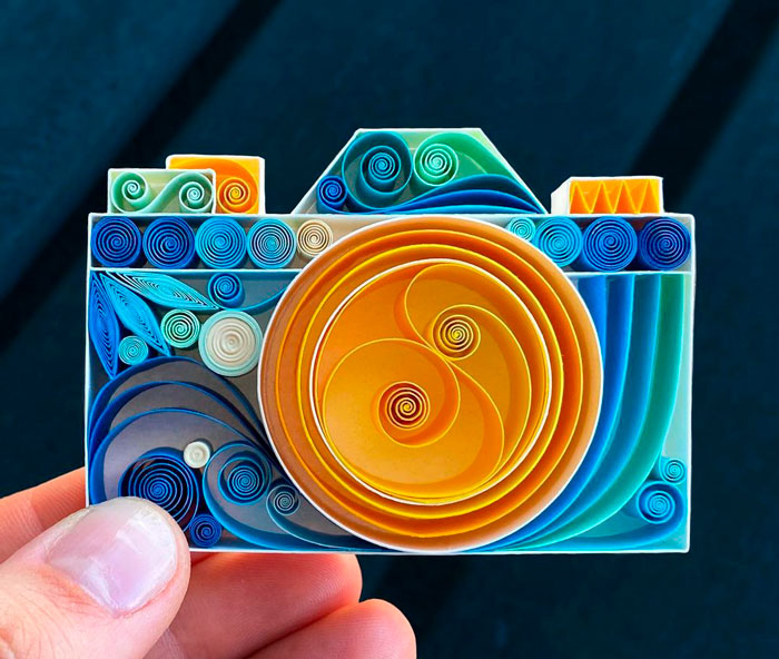 a colorful paper photoaparat