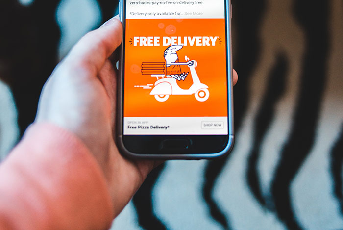 Dirijo un restaurante falso en una aplicación de reparto