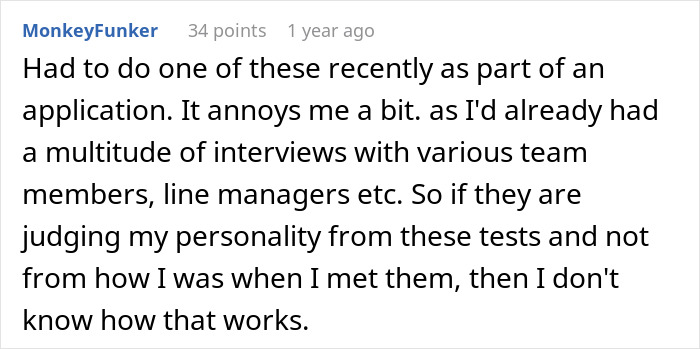 People-Sharing-Experience-With-Job-Requirements