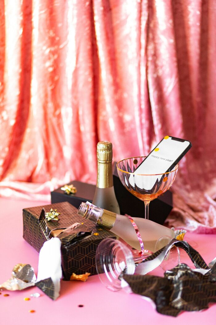 20 Personas cuentan cuando se dieron cuenta de que un amigo no era lo que aparentaba ser