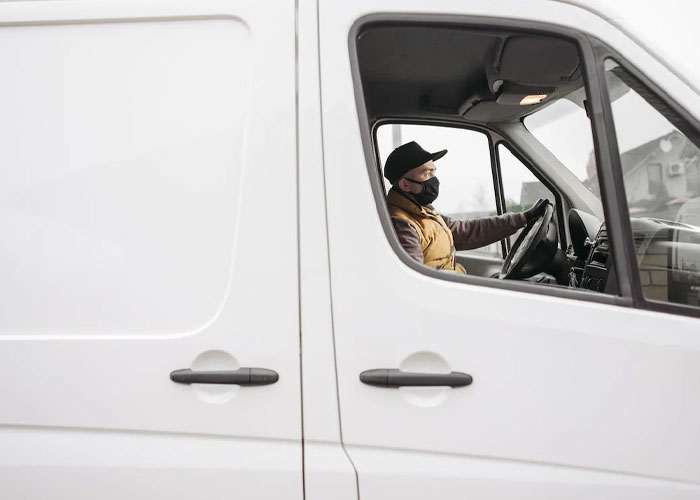 30 People Who Quit Their Job On The Spot Share What Happened