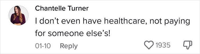 Woman Notices An "Employee Health" Charge On Her Bill, Learns She's Paying For Staff's Healthcare And Is Majorly Confused Woman Notices An "Employee Health" Charge On Her Bill, Learns She's Paying For Staff's Healthcare And Is Majorly Confused