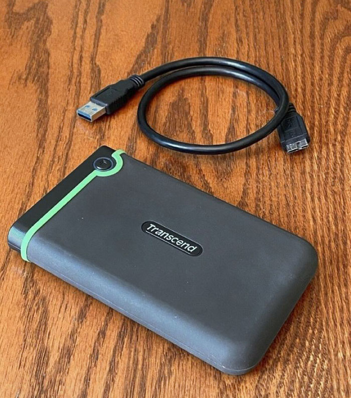 My Ex-Boyfriend Encrypted My External Hard Drive To Get Revenge On Me