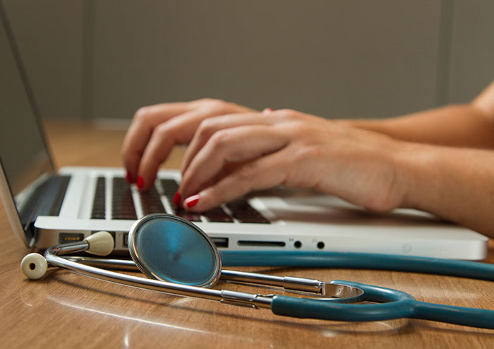 45 Examples Of Scams That Have Become Socially Acceptable But Shouldn't Be