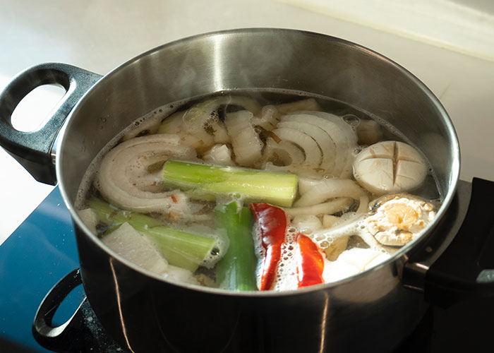 30 Priceless Cooking Tips That Were Passed Down To People By Their Parents, Grandparents, And Great-Grandparents