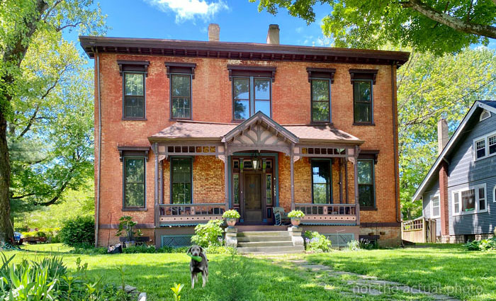 Woman Secretly Sells Her House Which She Was Renting To Her Brother And His Family After He Was Late To Pay Rent