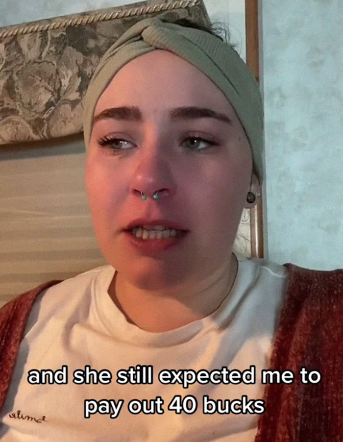 Waitress Is Heartbroken Over Unfair System Making Her Give Up More Tips To Cooks Than She Takes Herself