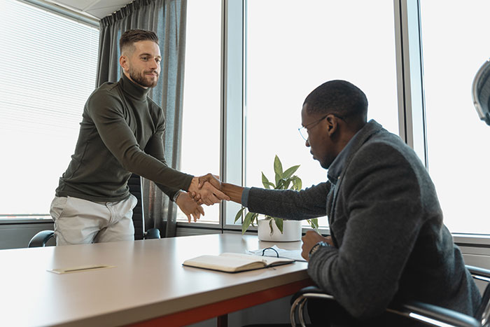 Guy Sets Up Job Interviews Despite Being Self-Employed Just To Laugh At The Recruiters For Their Ridiculous Offers Guy Sets Up Job Interviews Despite Being Self-Employed Just To Laugh At The Recruiters For Their Ridiculous Offers