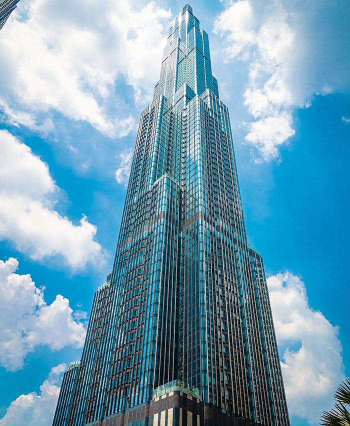 Picture of Vincom Landmark 81 near other buildings