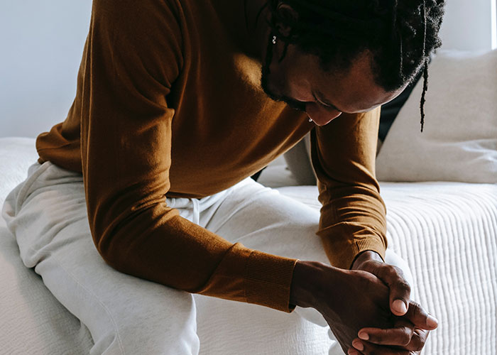 Entitled Know-It-All Ruins Her Hair After Lying To Her Cousin About It Being Naturally Blonde