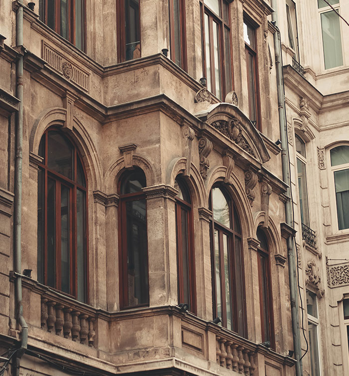 30 People Share Things That Scream "European"