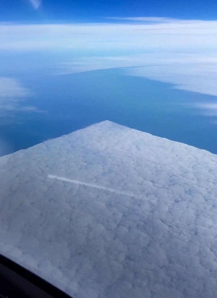 This Square Cloud Looks Like A Giant Rug