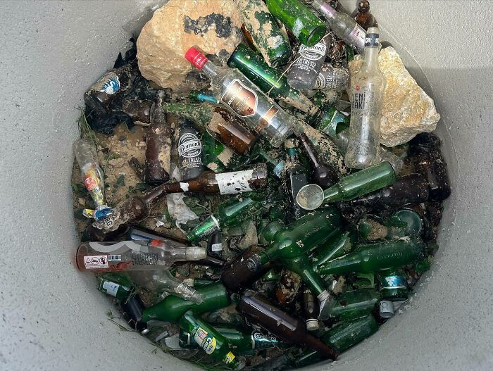 700kg Of Beach Trash Collected, And Counting (12 Pics)