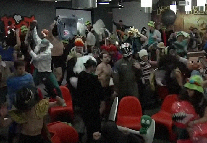 50 Major Trends In The Past That New Generations Probably Wouldn't Understand