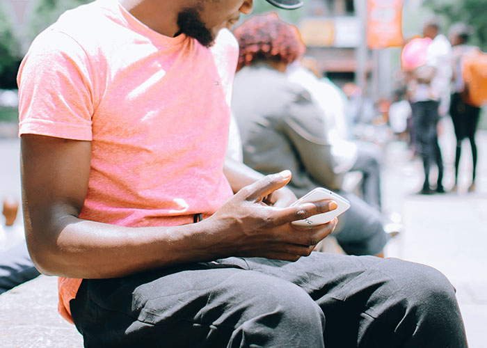 Toxic Masculinity Deems These 30 Normal And Healthy Behaviors ‘Unmanly,’ Yet People Online Think Otherwise