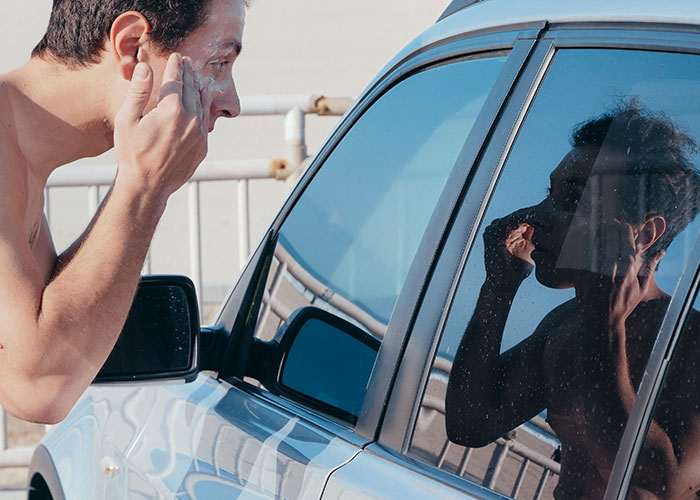 Toxic Masculinity Deems These 30 Normal And Healthy Behaviors ‘Unmanly,’ Yet People Online Think Otherwise