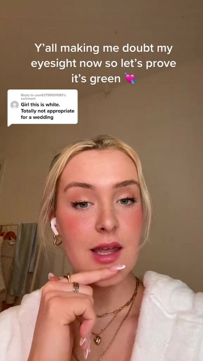 "Totally Not Appropriate For A Wedding": TikToker Faces Backlash Over A Wedding Guest Dress, Netizens Say It&rsquo;s &ldquo;Basically White&rdquo;