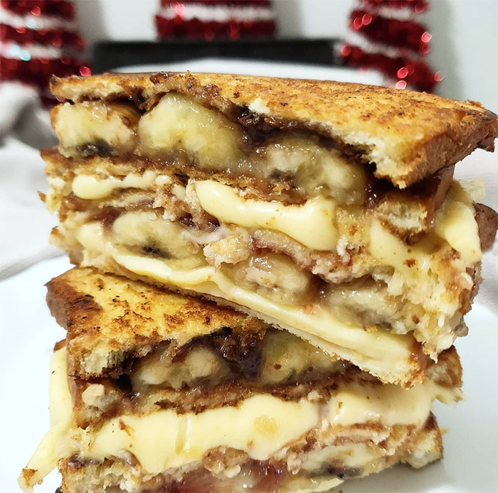 Banana grilled sandwich