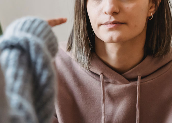 "As Someone Who Was Cheated On, Trust Me, I Know": Husband Gives Wife's Friend A Compliment, Drama Ensues "As Someone Who Was Cheated On, Trust Me, I Know": Husband Gives Wife's Friend A Compliment, Drama Ensues