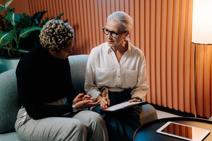 Woman Shares The Things Hiring Managers Do That Make Her Reconsider Working There At All