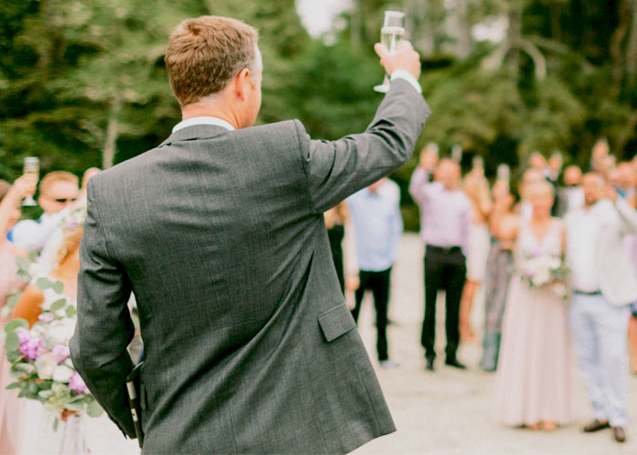 "If I Was A True Best Man, I Would Offer To Pay For The Bar Bill": Bridezilla Has A List Of Ridiculous Requirements For Best Man, He Surprises Her With A Toast "If I Was A True Best Man, I Would Offer To Pay For The Bar Bill": Bridezilla Has A List Of Ridiculous Requirements For Best Man, He Surprises Her With A Toast