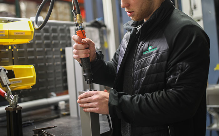 Worker Outsmarts Boss With A &ldquo;Reverse Uno&rdquo; After Being Pressured To Increase Productivity On Manufacturing Line