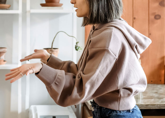 The Internet Stands Up For This Woman Who Refused To Pay For Gender Reveal Cupcakes