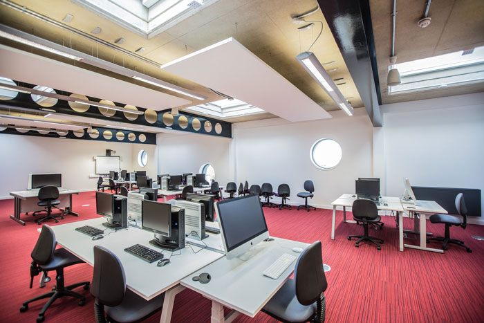 &ldquo;Time Study&rdquo; Consultant Blasted Online By Upset Employee, Claiming They&rsquo;ve Ruined Efficiency At Their Workplace