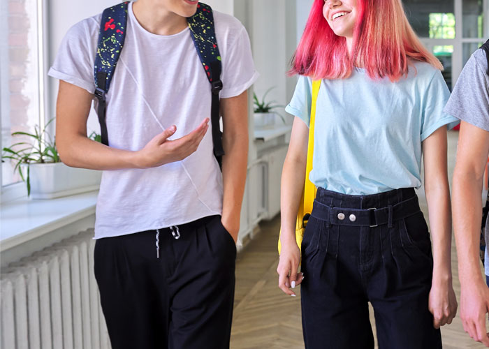 Dad Overhears Son Bragging About Asking A Girl On A Date As A Prank, Teaches Him A Lesson Dad Overhears Son Bragging About Asking A Girl On A Date As A Prank, Teaches Him A Lesson