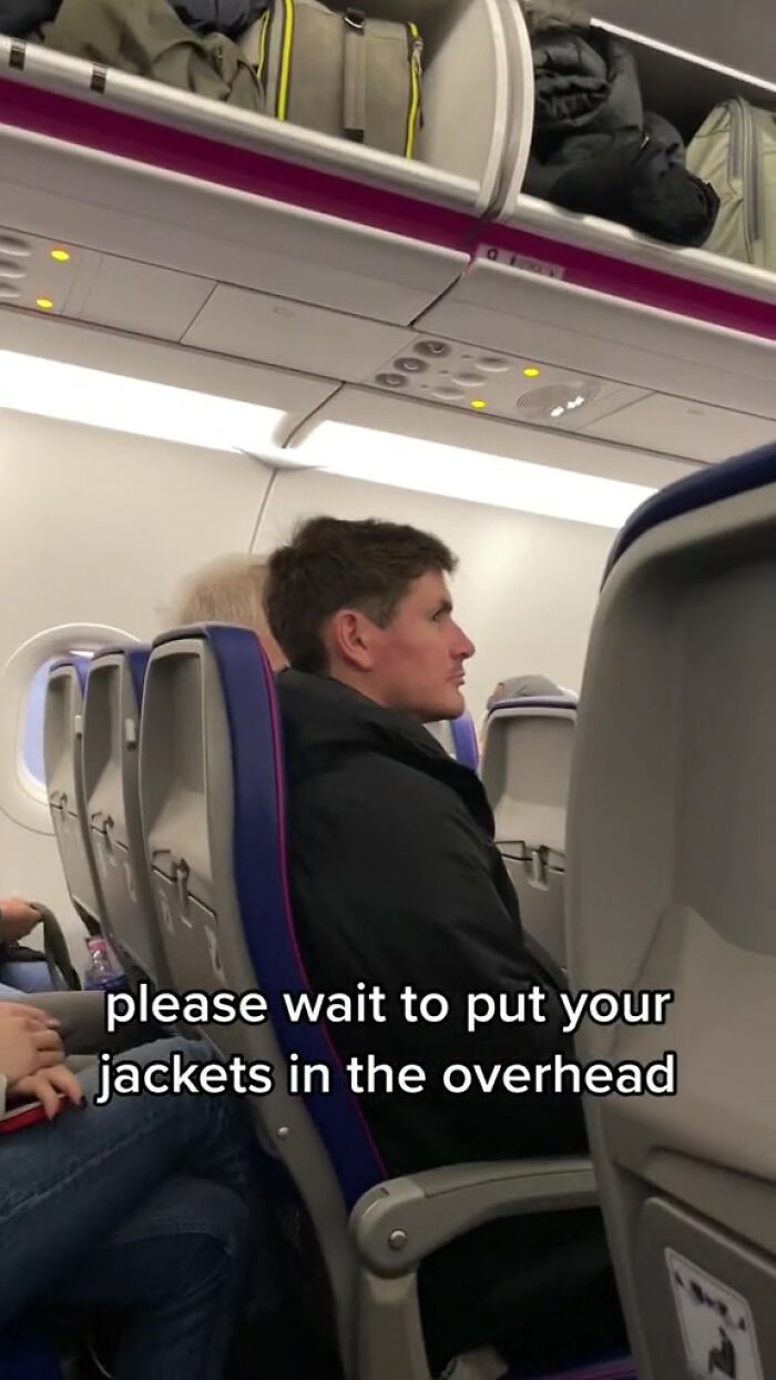 Travel Blogger Criticizes Passengers Who Don't Observe Her Unwritten 'Plane Etiquette Rules', Stirs Discussion Online Travel Blogger Criticizes Passengers Who Don't Observe Her Unwritten 'Plane Etiquette Rules', Stirs Discussion Online