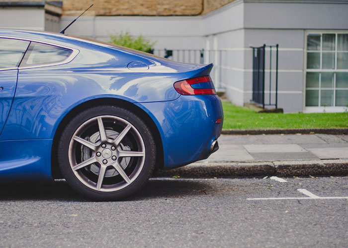 Neighbors Keep Parking In This Person’s Specially Reserved Spot, They Lose Patience And Call The Cops Neighbors Keep Parking In This Person’s Specially Reserved Spot, They Lose Patience And Call The Cops