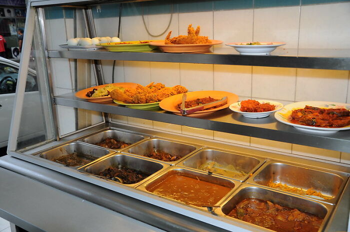 30 Red Flags To Keep An Eye On To Spot A Bad Restaurant, As Shared On This Online Group