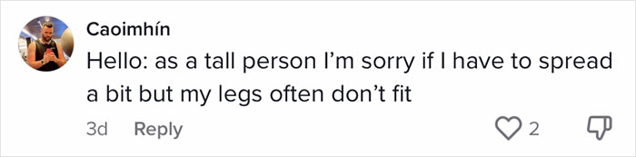 Travel Blogger Criticizes Passengers Who Don't Observe Her Unwritten 'Plane Etiquette Rules', Stirs Discussion Online Travel Blogger Criticizes Passengers Who Don't Observe Her Unwritten 'Plane Etiquette Rules', Stirs Discussion Online