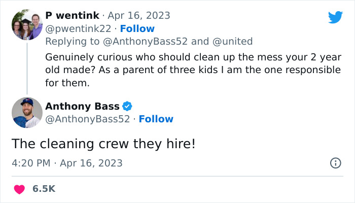 Dad Is Outraged After Flight Attendant Asked His Pregnant Wife To Clean Up After Their Kids, Sparks A Debate Online