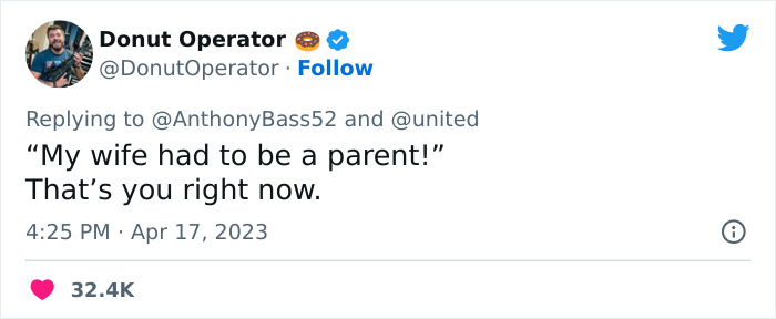 Dad Is Outraged After Flight Attendant Asked His Pregnant Wife To Clean Up After Their Kids, Sparks A Debate Online