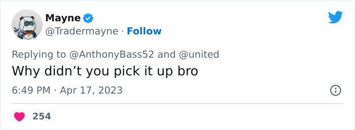 Dad Is Outraged After Flight Attendant Asked His Pregnant Wife To Clean Up After Their Kids, Sparks A Debate Online