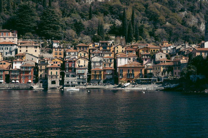 I Saw An Early Spring At Lake Como
