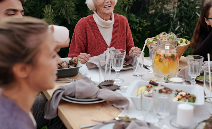 Mom Only Speaks Ill Of Her Son During A Gathering, He Retaliates And Reveals All His Horror Stories From Childhood