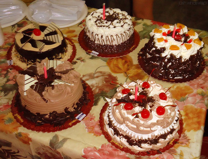 Woman Leaves Her Fiance's Birthday Party In Tears As His 16 Y.O. Daughter Played An Offensive Prank On Her