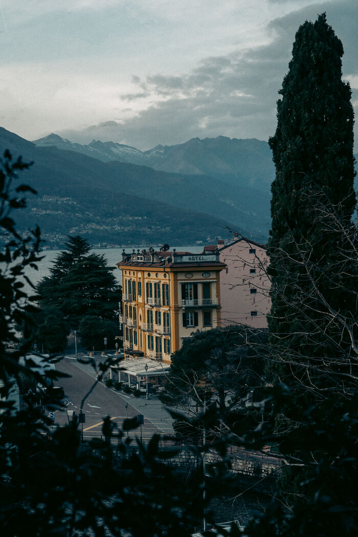 I Saw An Early Spring At Lake Como