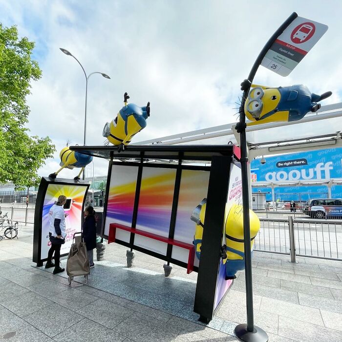 50 Times Marketing Specialists Stepped Up Their Game And Surprised People With These Cool Outdoor Adverts