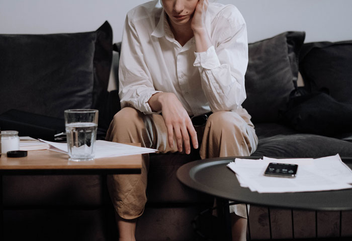 Friend Asks Woman To Pay For Everything When They Go Out Since She Lost Her Job, Gets &ldquo;Not Happening&rdquo; Reply