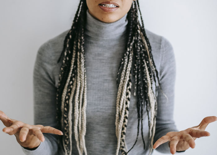 34 Subtle Red Flags That Indicate Someone Is A Bad Person