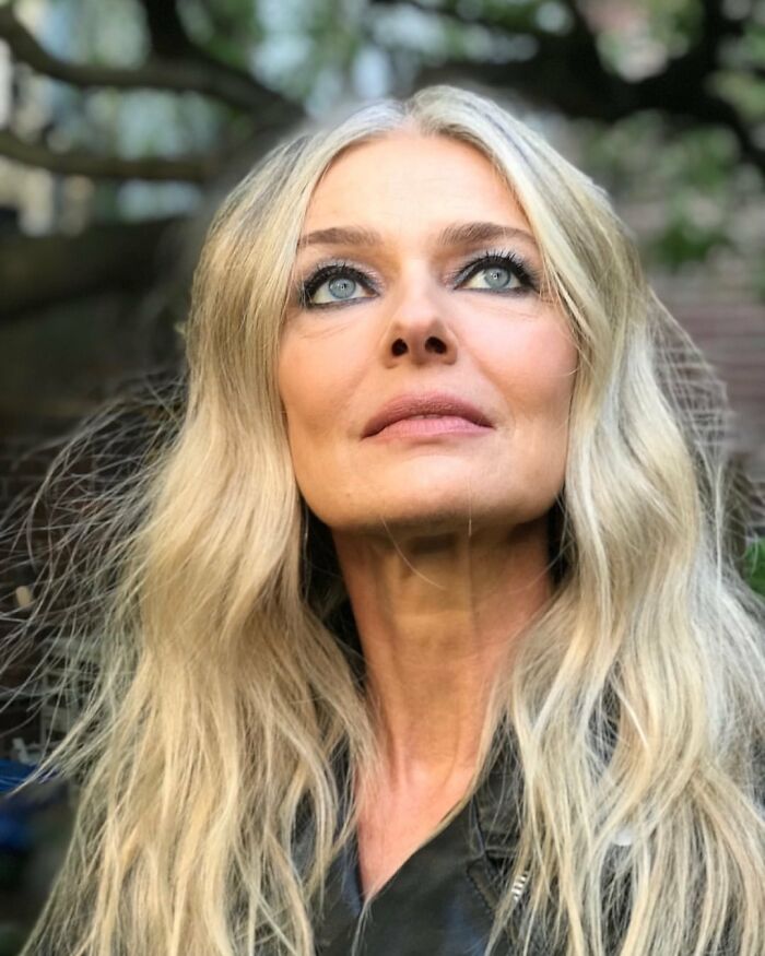People Are Shaming This 58 Y.O. Supermodel’s Bikini Photos But She Stands Her Ground People Are Shaming This 58 Y.O. Supermodel’s Bikini Photos But She Stands Her Ground