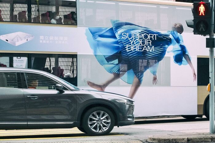 39 New Unreal Yet Real Pictures That Were Taken At The Right Time And Place