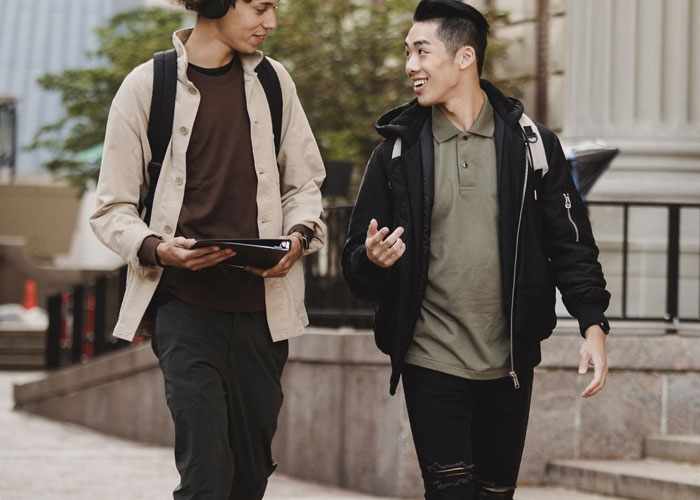 34 Subtle Red Flags That Indicate Someone Is A Bad Person